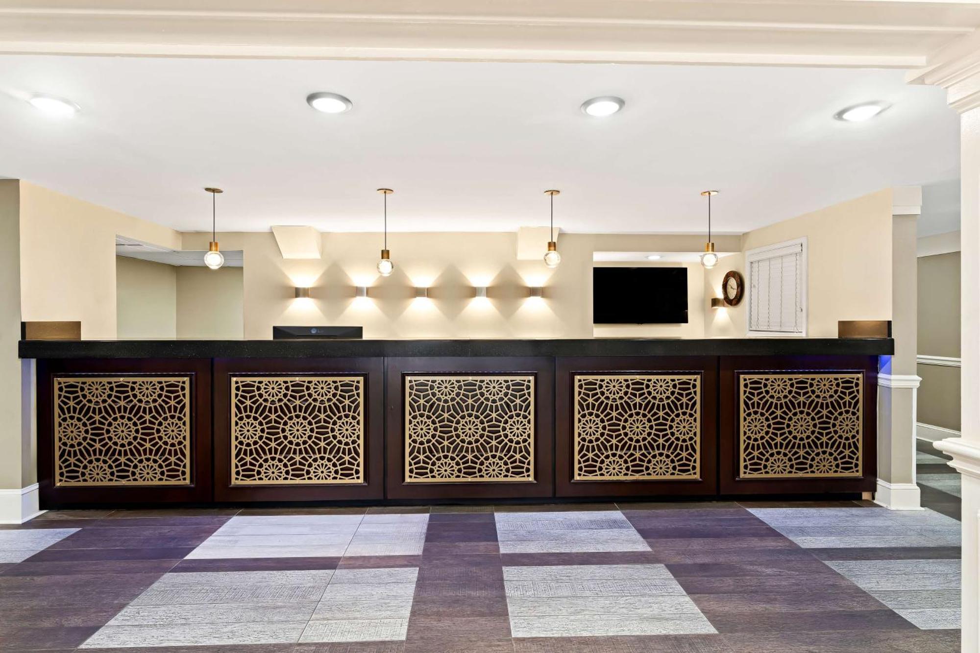 Best Western Riverside Inn Мейкон Экстерьер фото