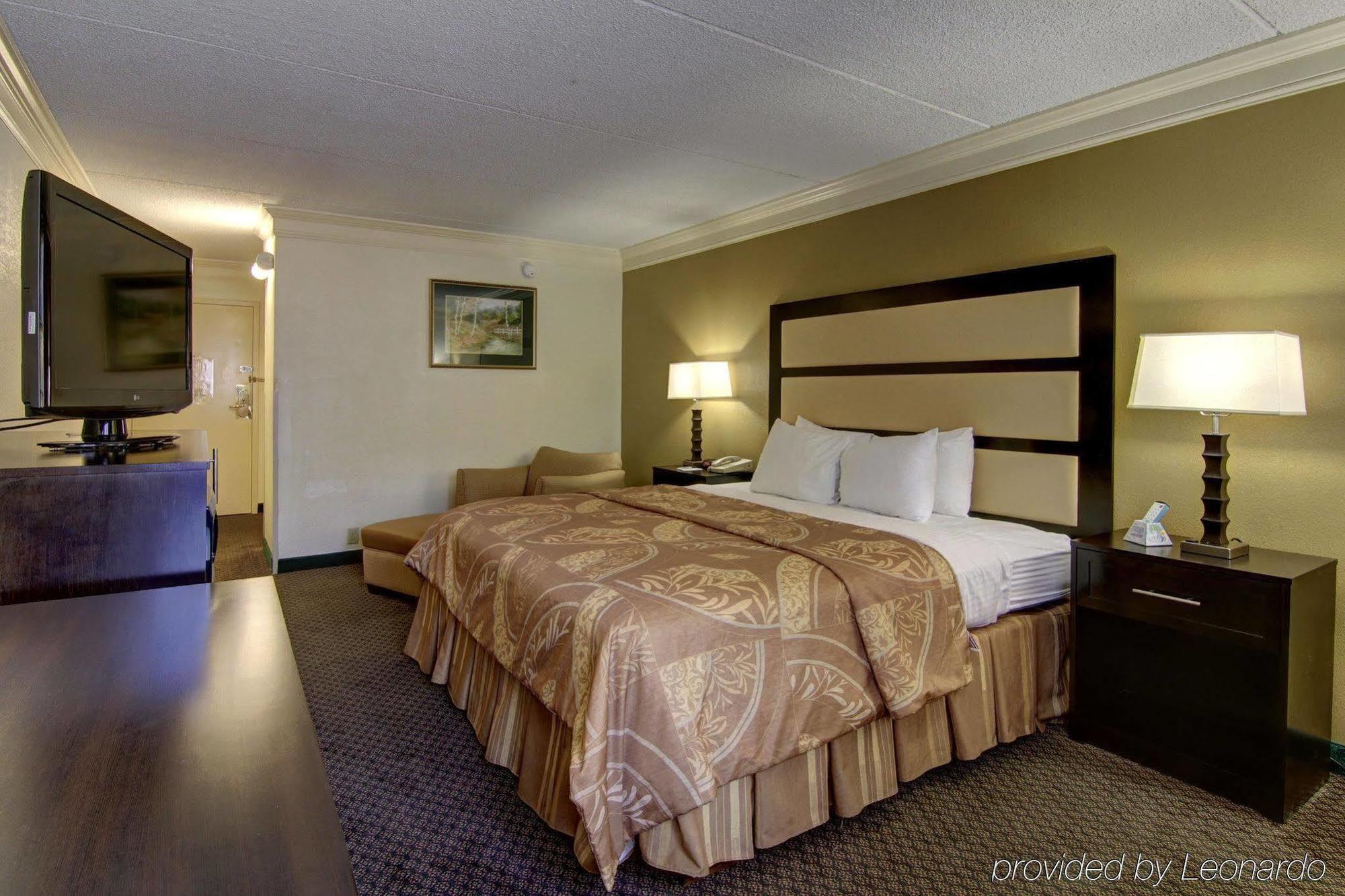 Best Western Riverside Inn Мейкон Экстерьер фото